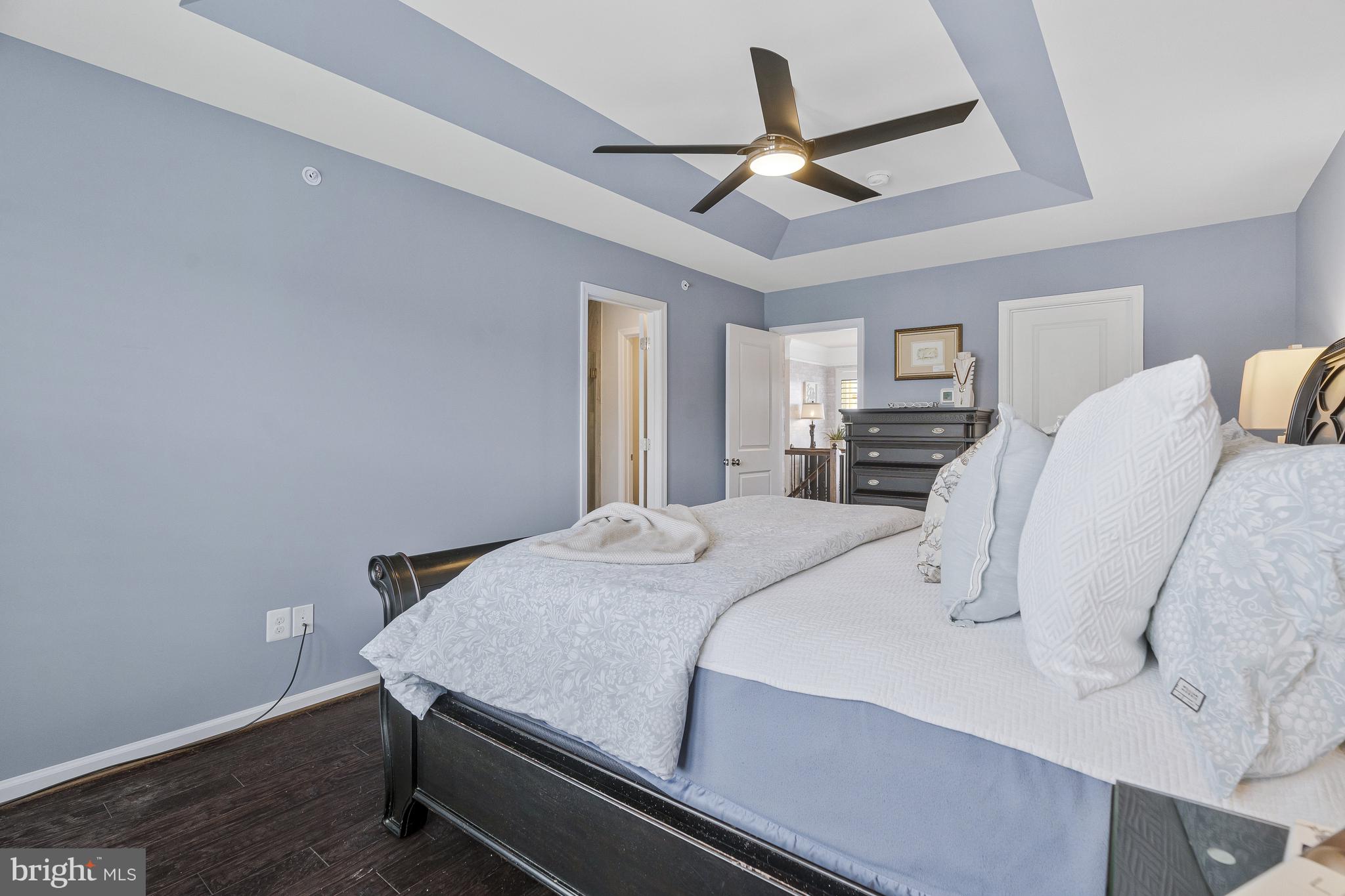 4836 Garden View Ln
