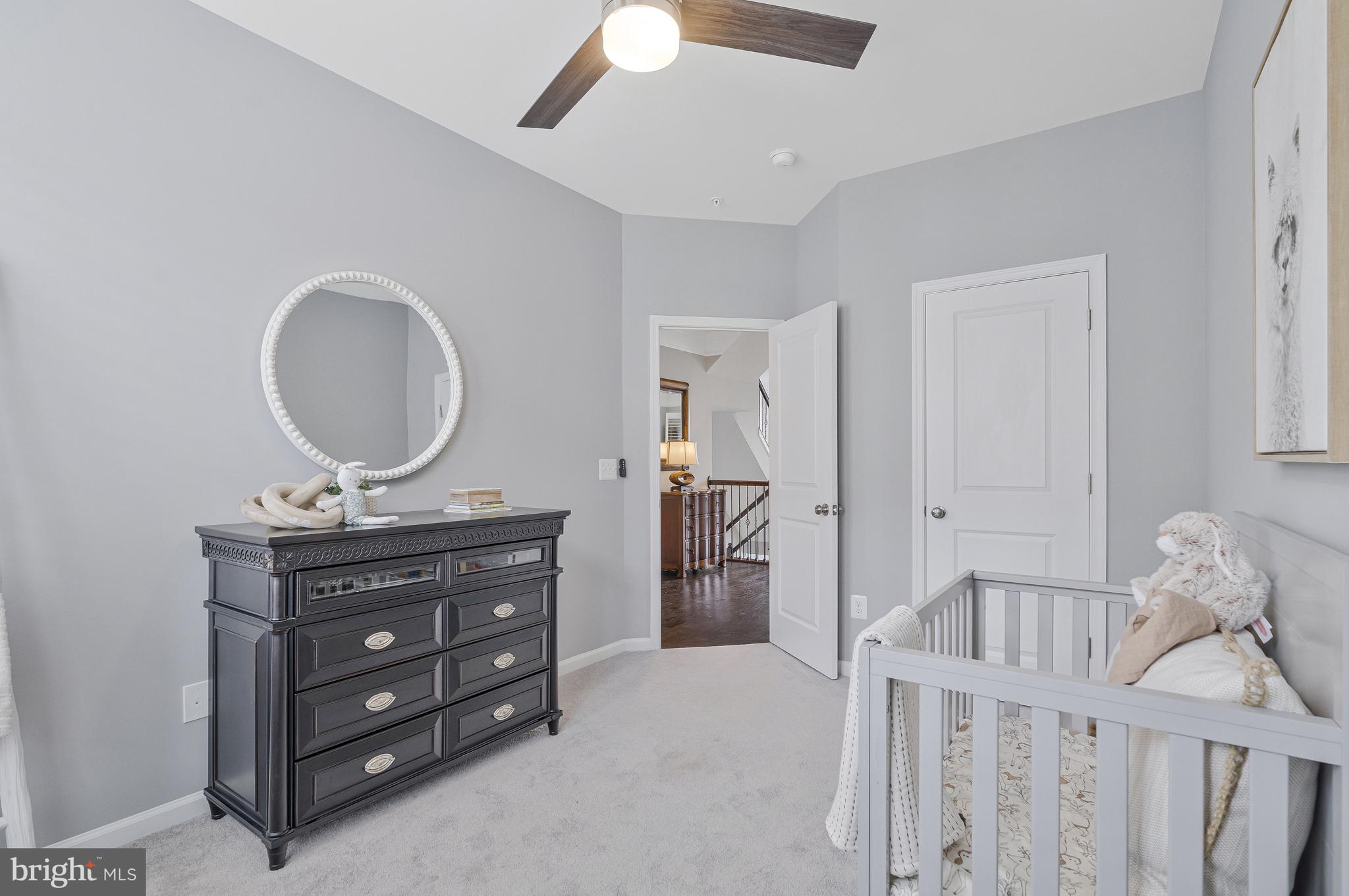 4836 Garden View Ln