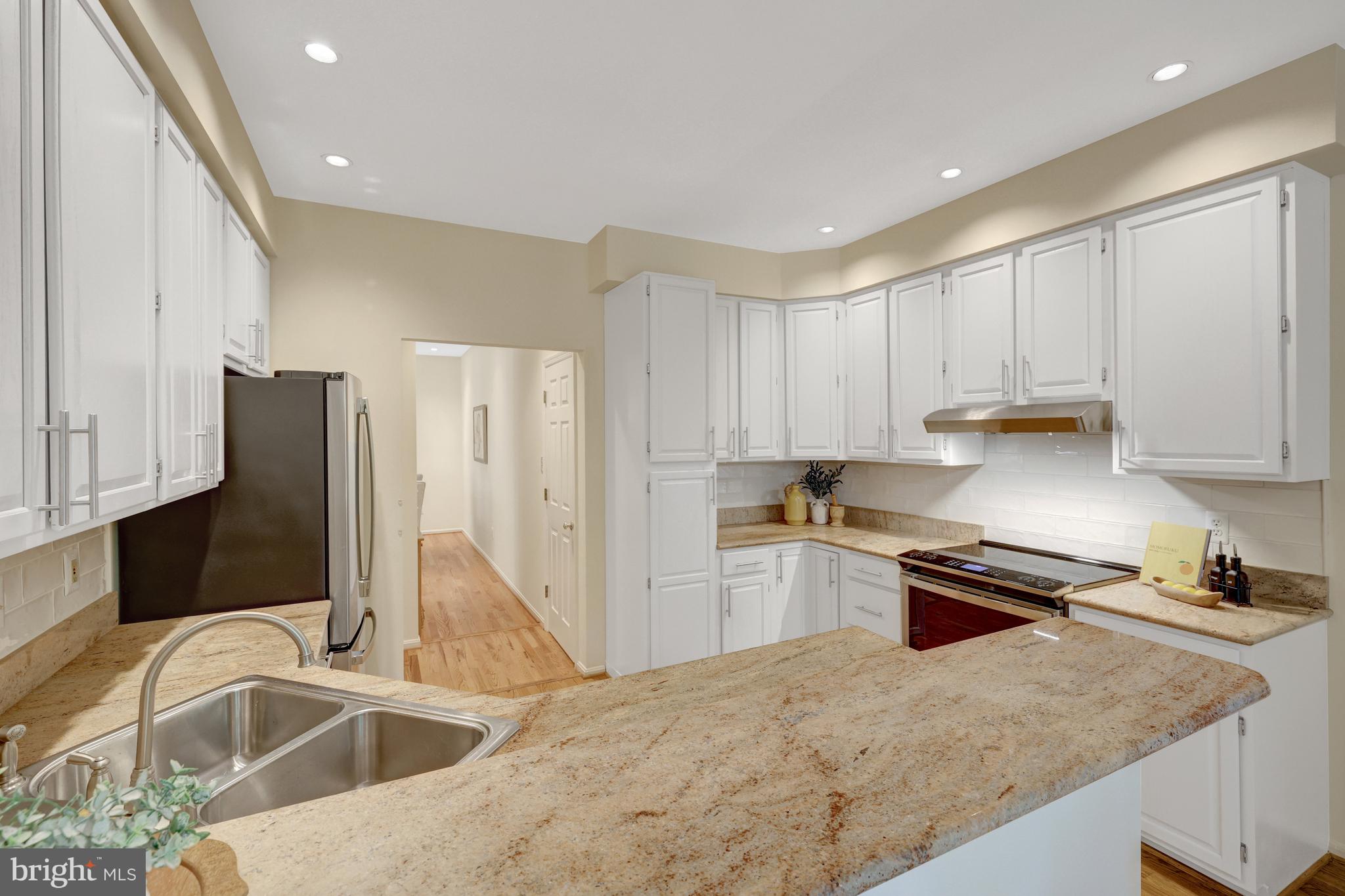 11431 Hollow Timber Way