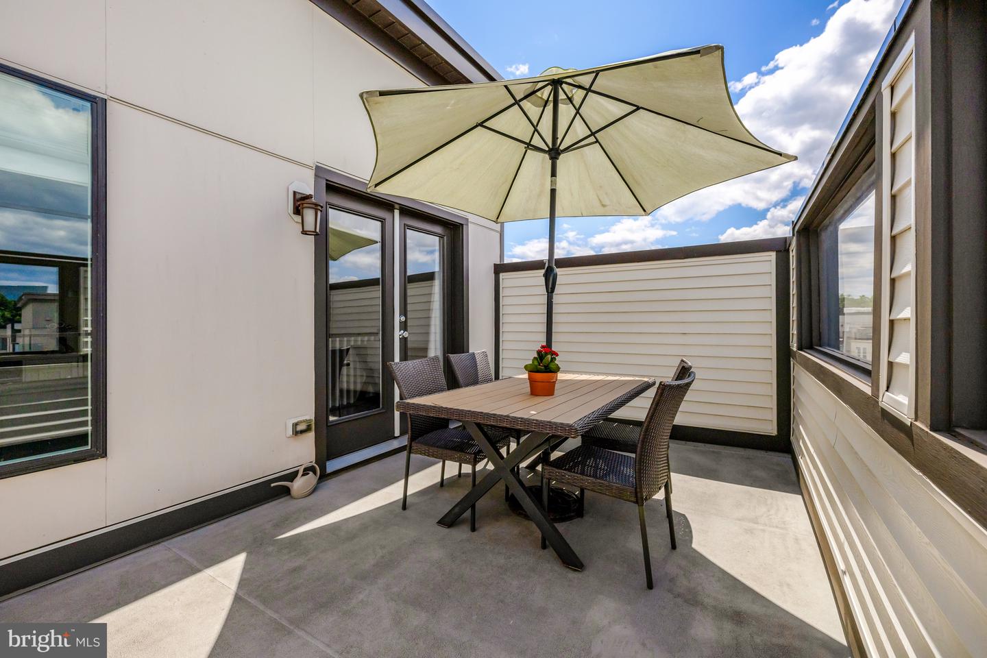 4819 Garden View Ln