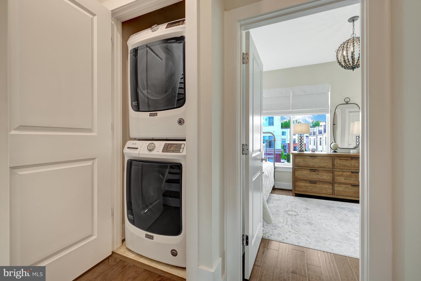 4819 Garden View Ln