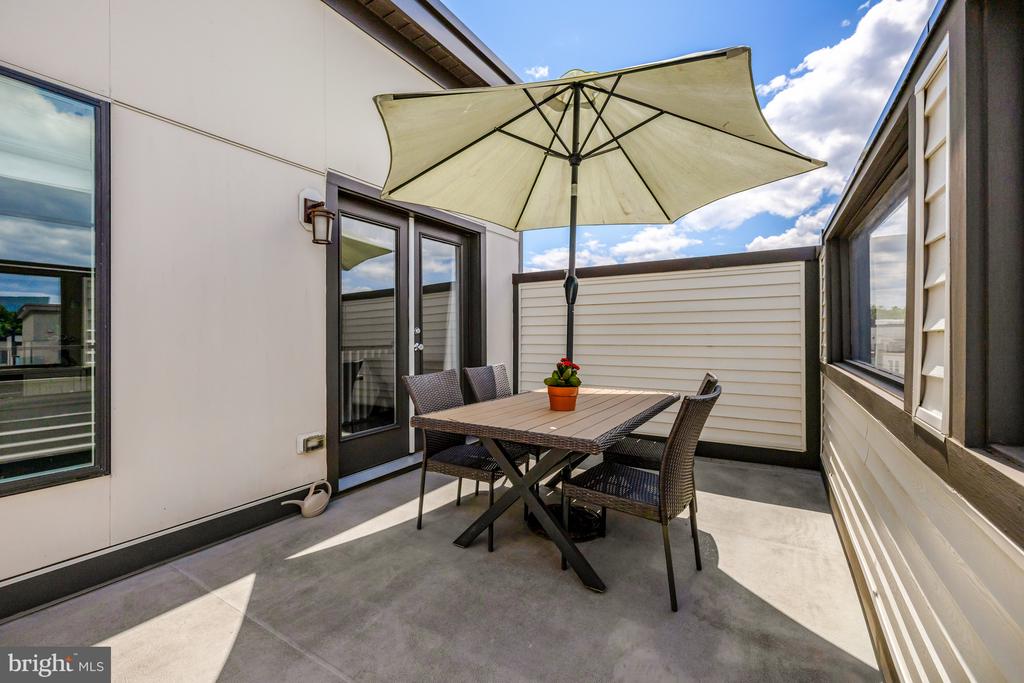 4819 Garden View Ln