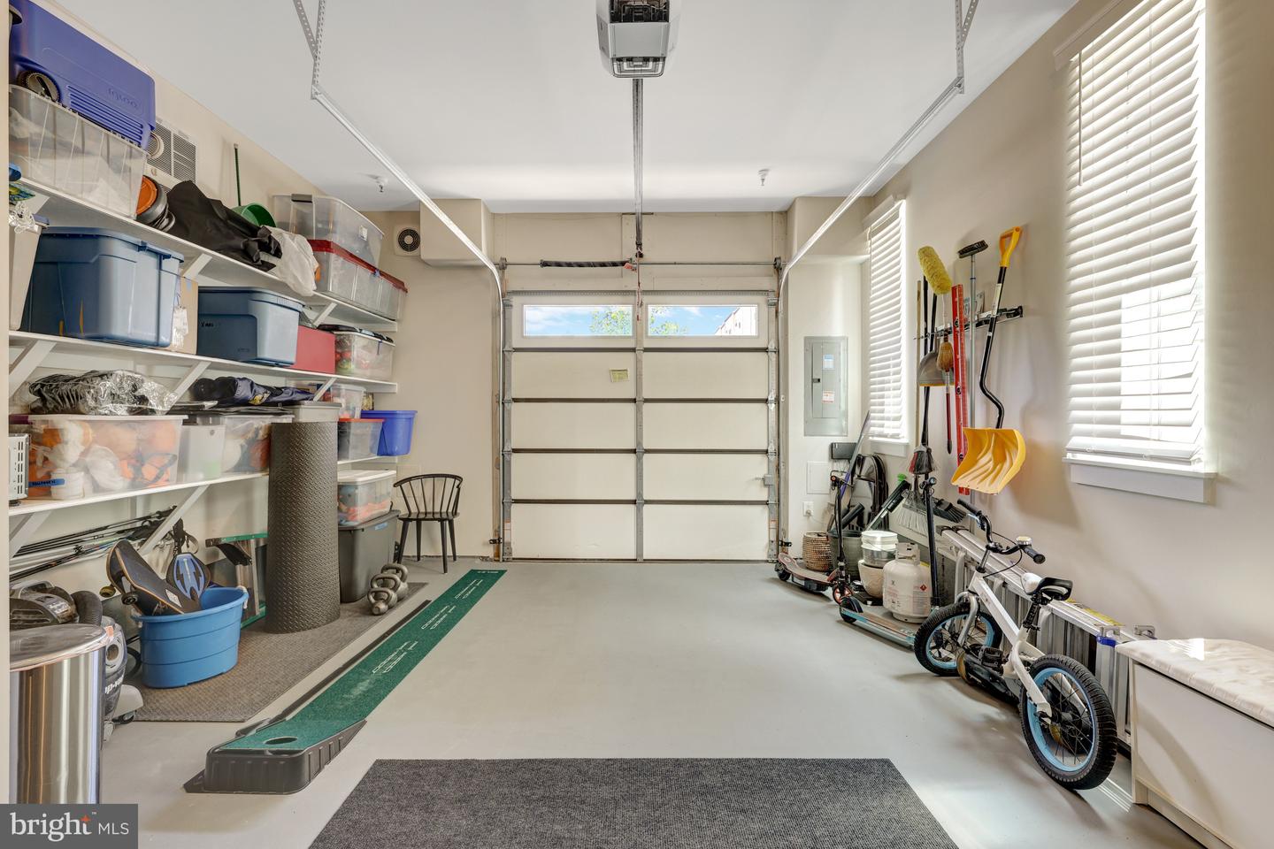 4819 Garden View Ln