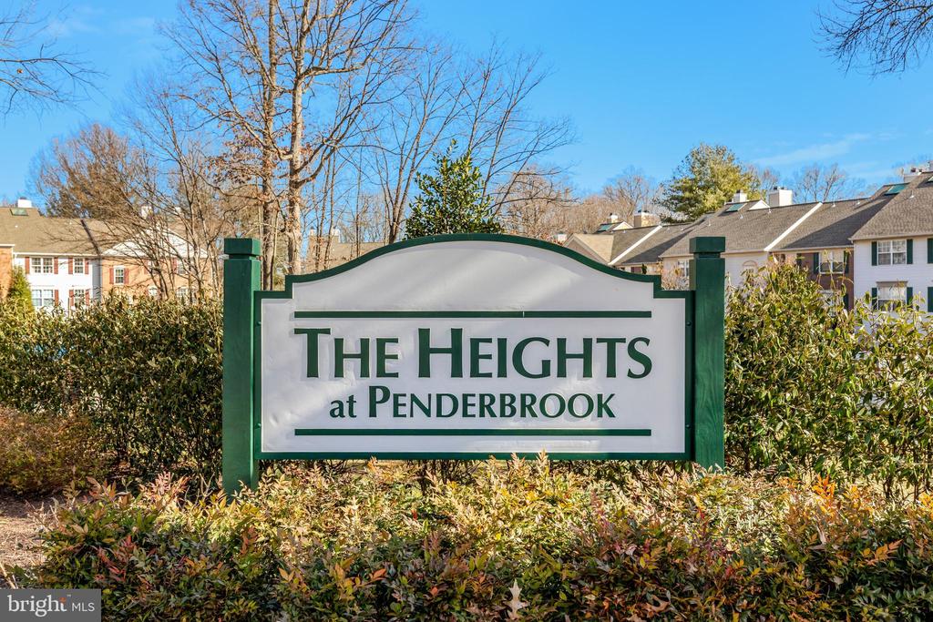 3802 GREEN RIDGE COURT 202