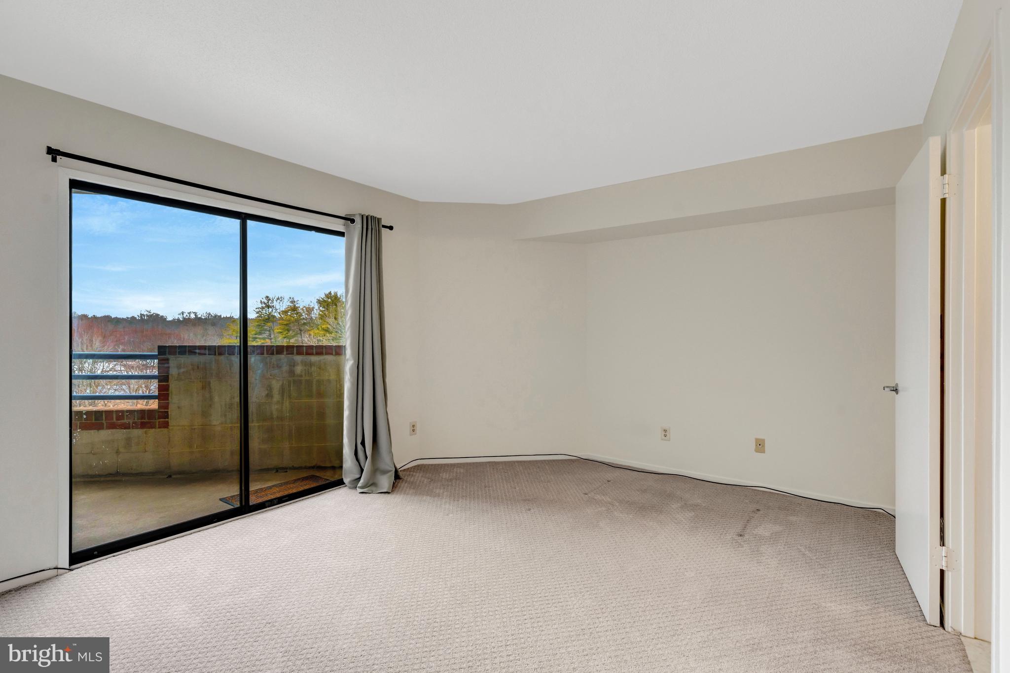 1951 SAGEWOOD LANE 619