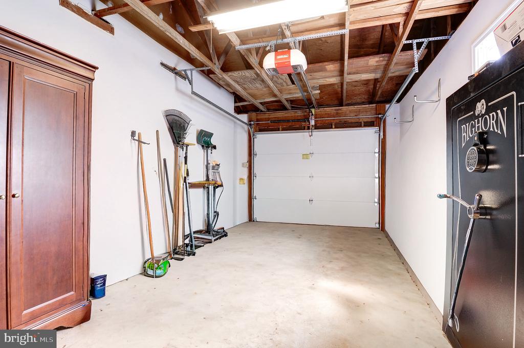 12609 ETRUSCAN DRIVE