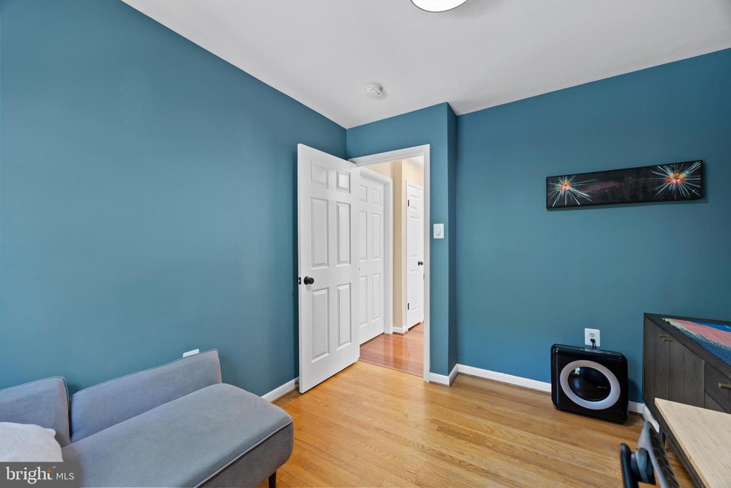 11019 RING ROAD
