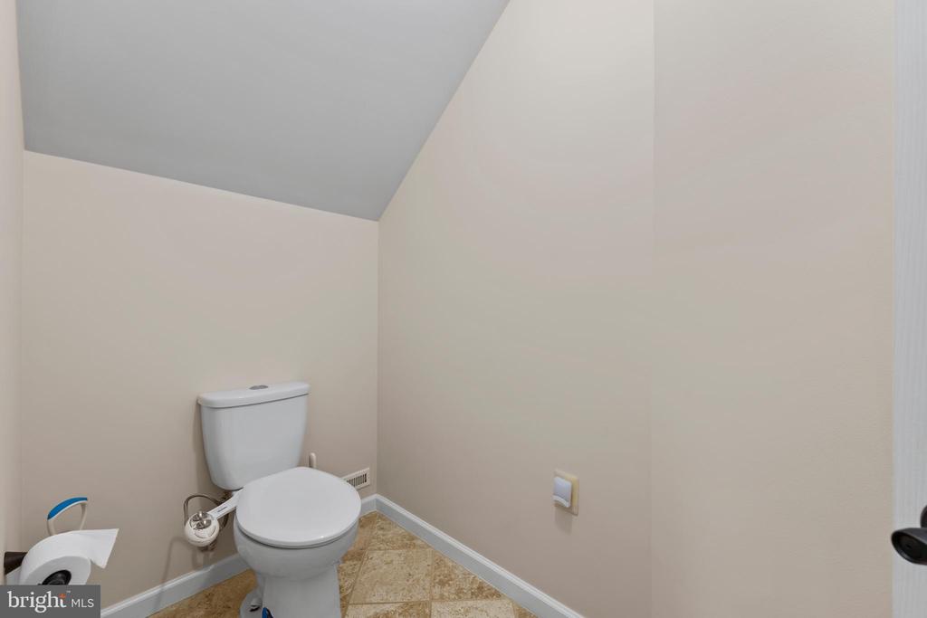 11019 RING ROAD