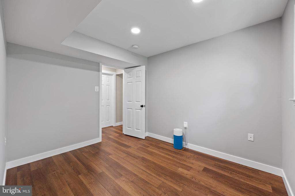 11019 RING ROAD