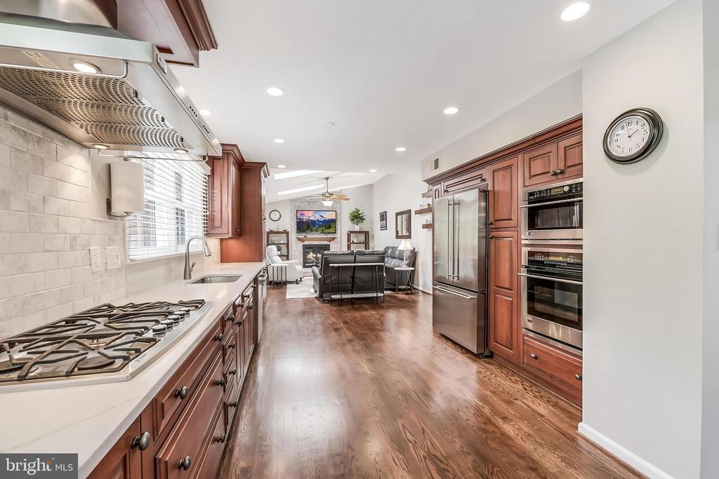 13387 GLEN TAYLOR LANE