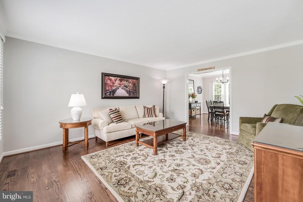 13387 GLEN TAYLOR LANE