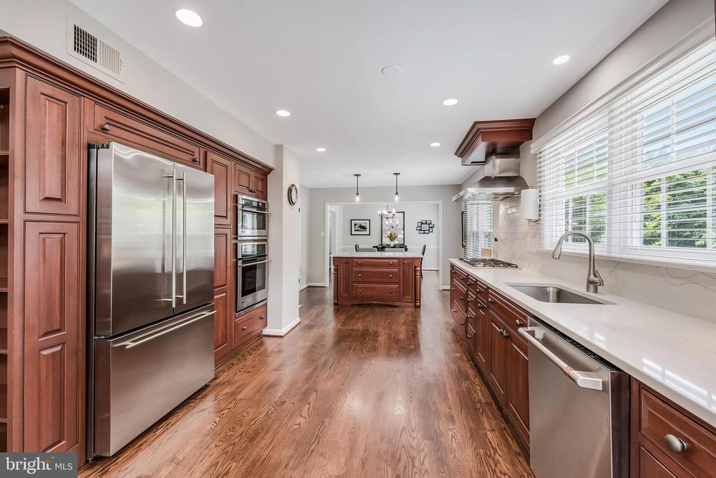 13387 GLEN TAYLOR LANE