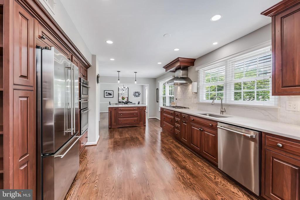 13387 GLEN TAYLOR LANE