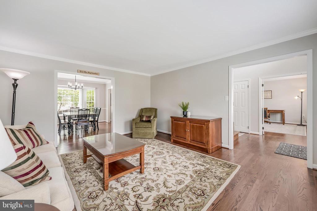 13387 GLEN TAYLOR LANE