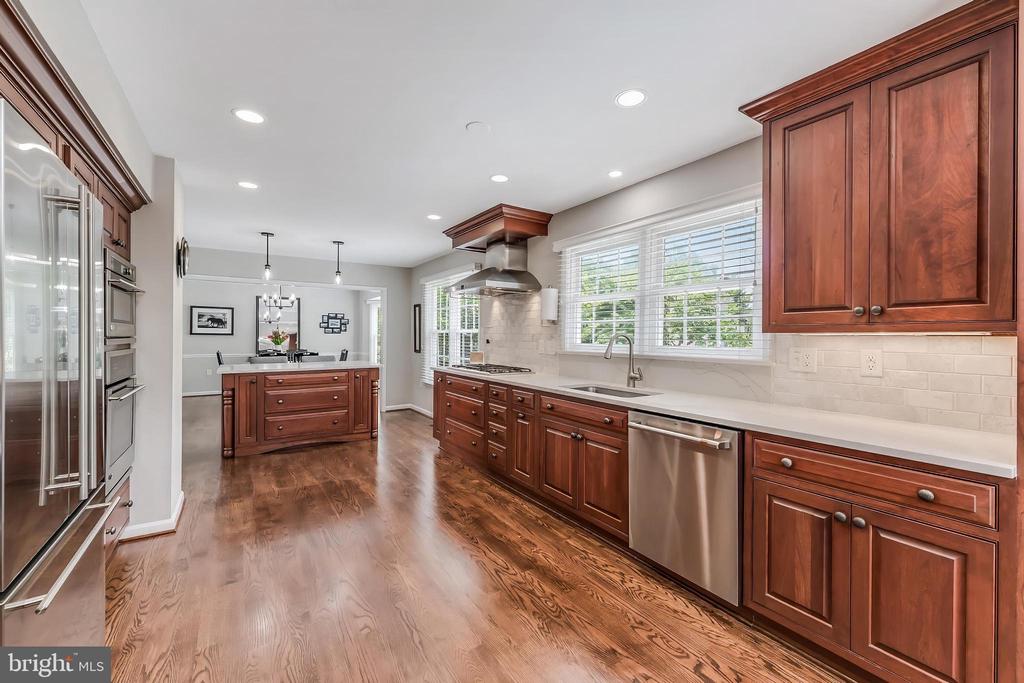 13387 GLEN TAYLOR LANE
