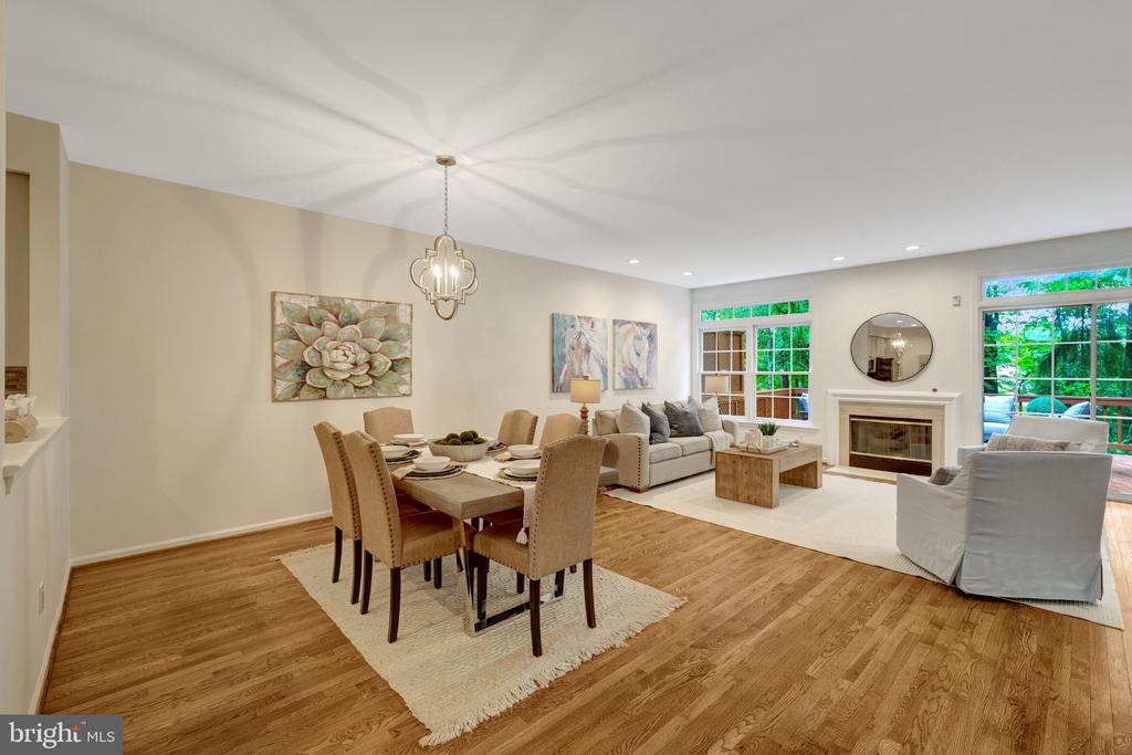 1258 WOODBROOK COURT