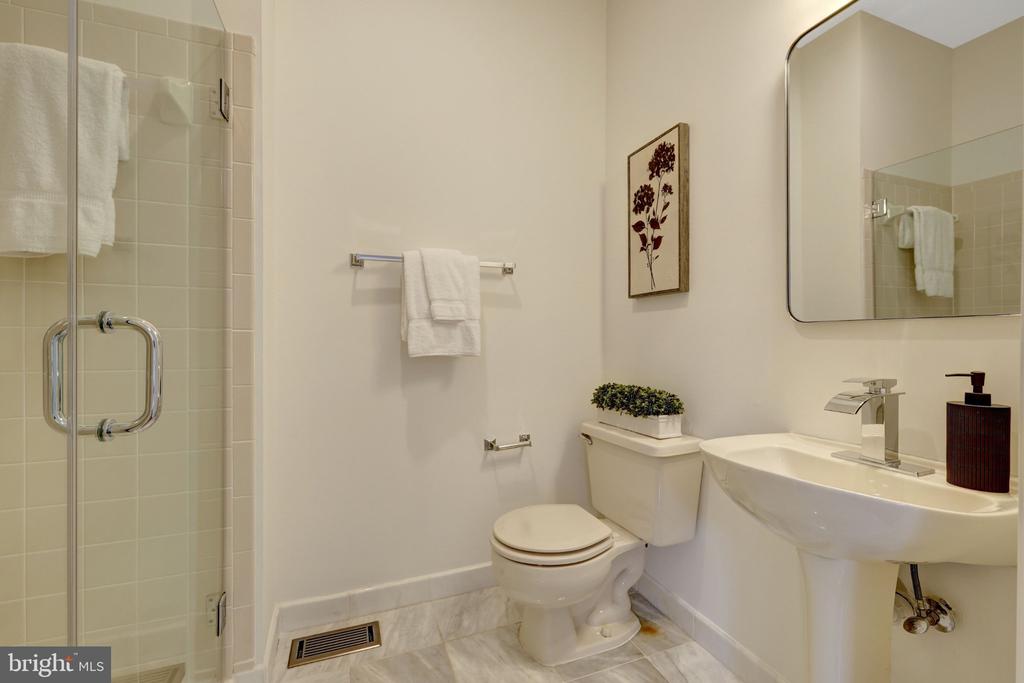 1258 WOODBROOK COURT