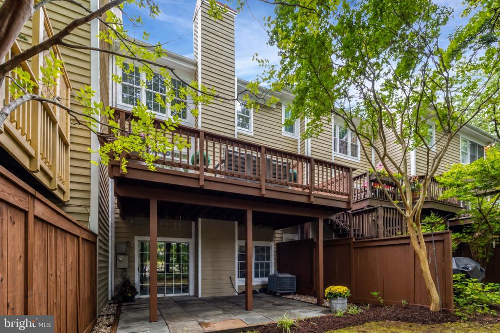 1258 WOODBROOK COURT