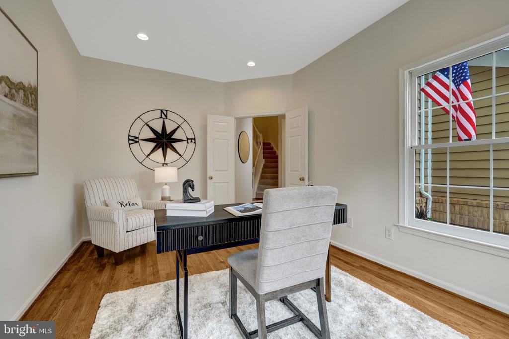 1258 WOODBROOK COURT