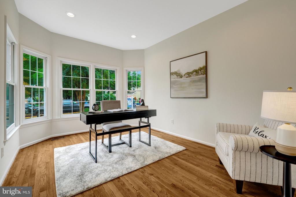 1258 WOODBROOK COURT