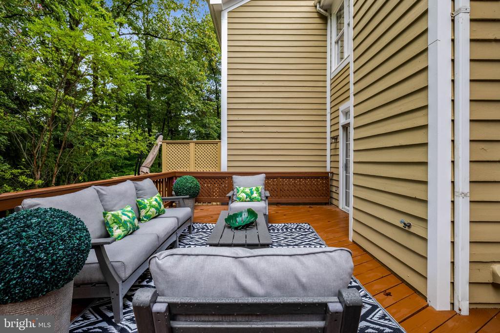1258 WOODBROOK COURT