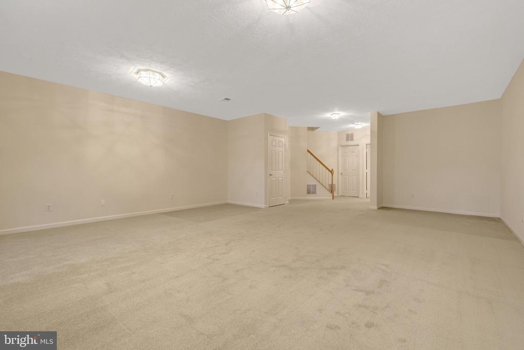 1258 WOODBROOK COURT