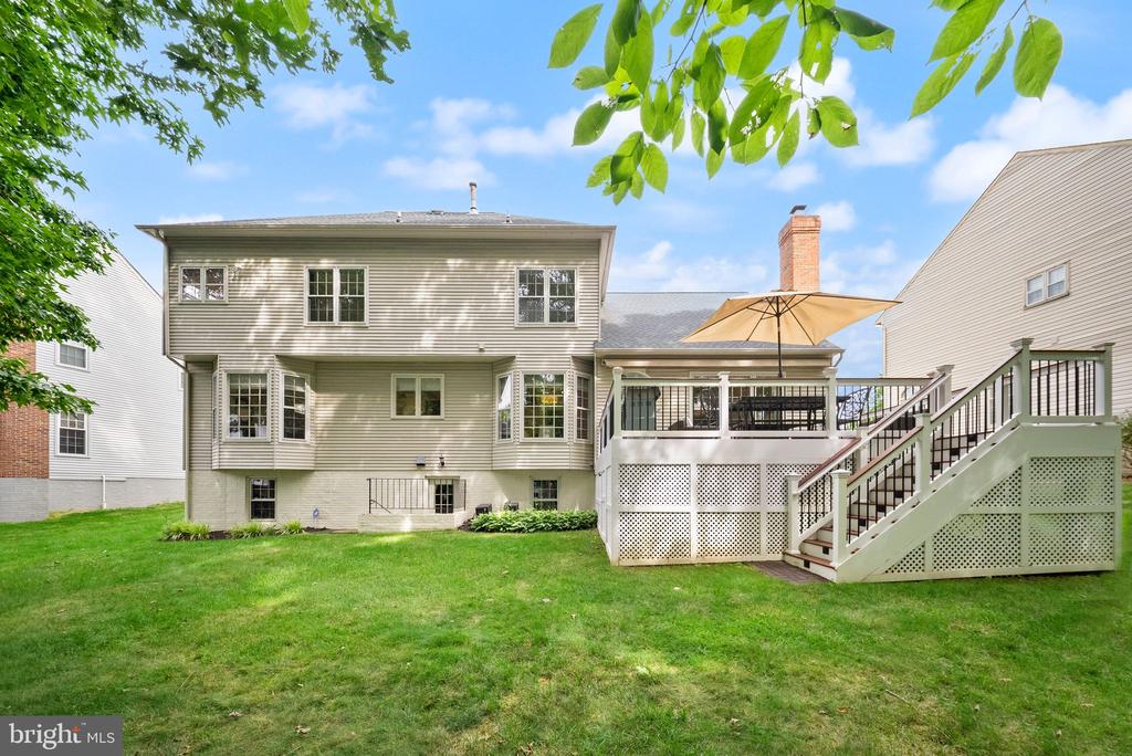 5667 LONESOME DOVE COURT