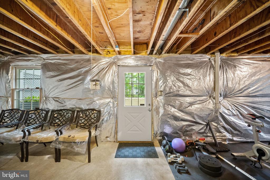 5667 LONESOME DOVE COURT
