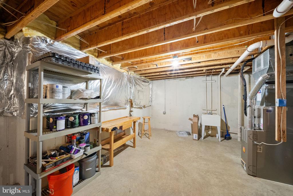 5667 LONESOME DOVE COURT