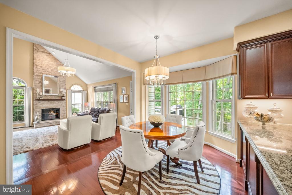 5667 LONESOME DOVE COURT