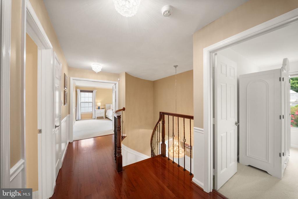 5667 LONESOME DOVE COURT
