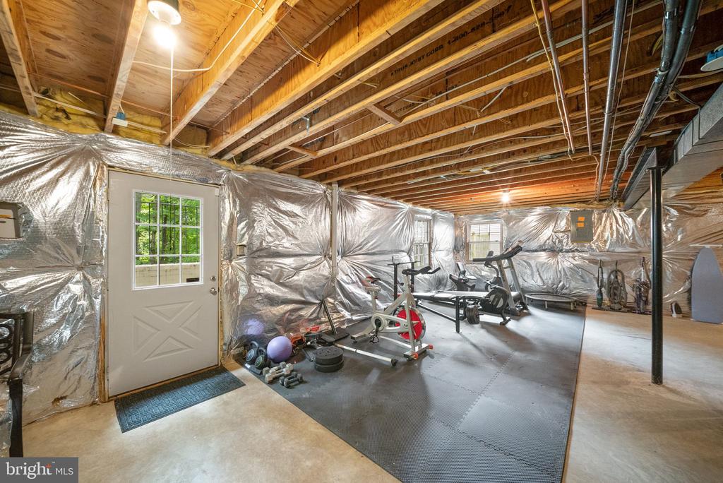 5667 LONESOME DOVE COURT