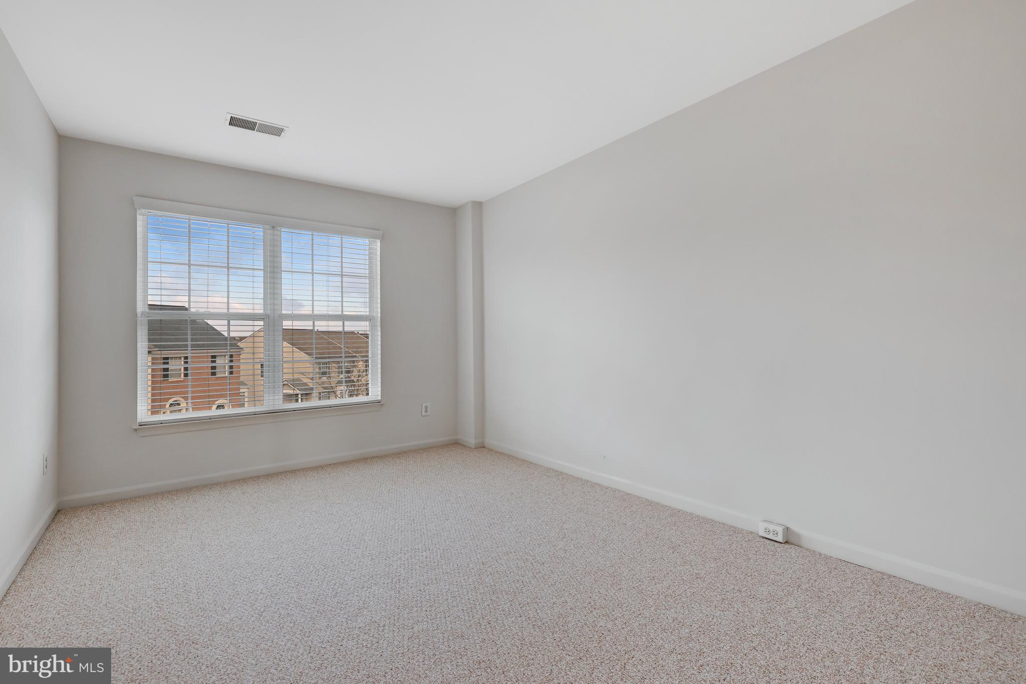 20872 Butterwood Falls Ter