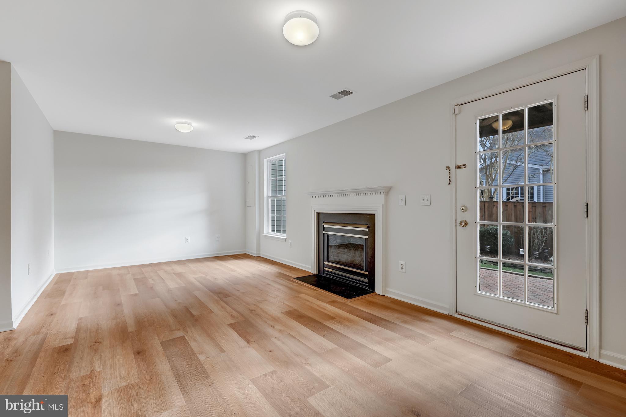 20872 Butterwood Falls Ter