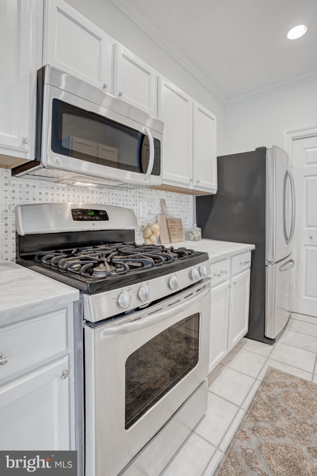 21178 Domain Ter #26