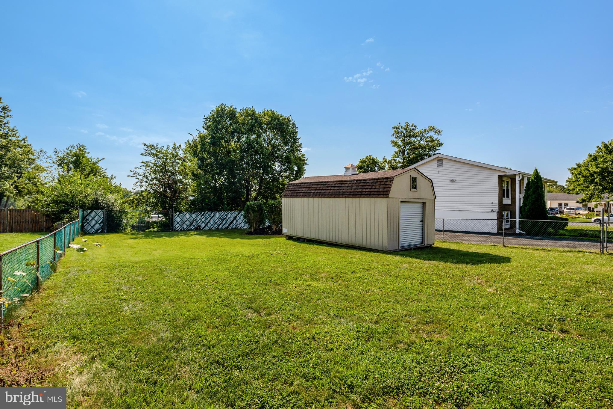 402 S Harrison Rd