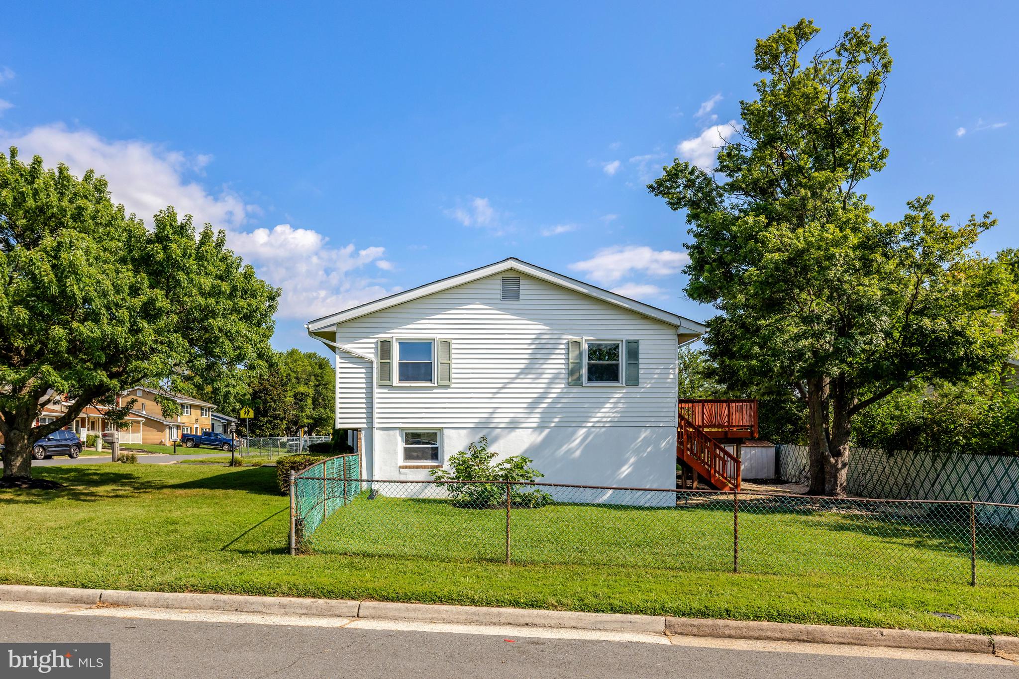 402 S Harrison Rd
