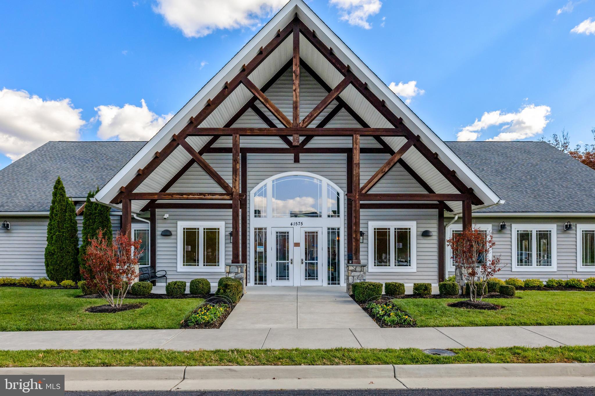 25312 TRUMPET VINE TERRACE