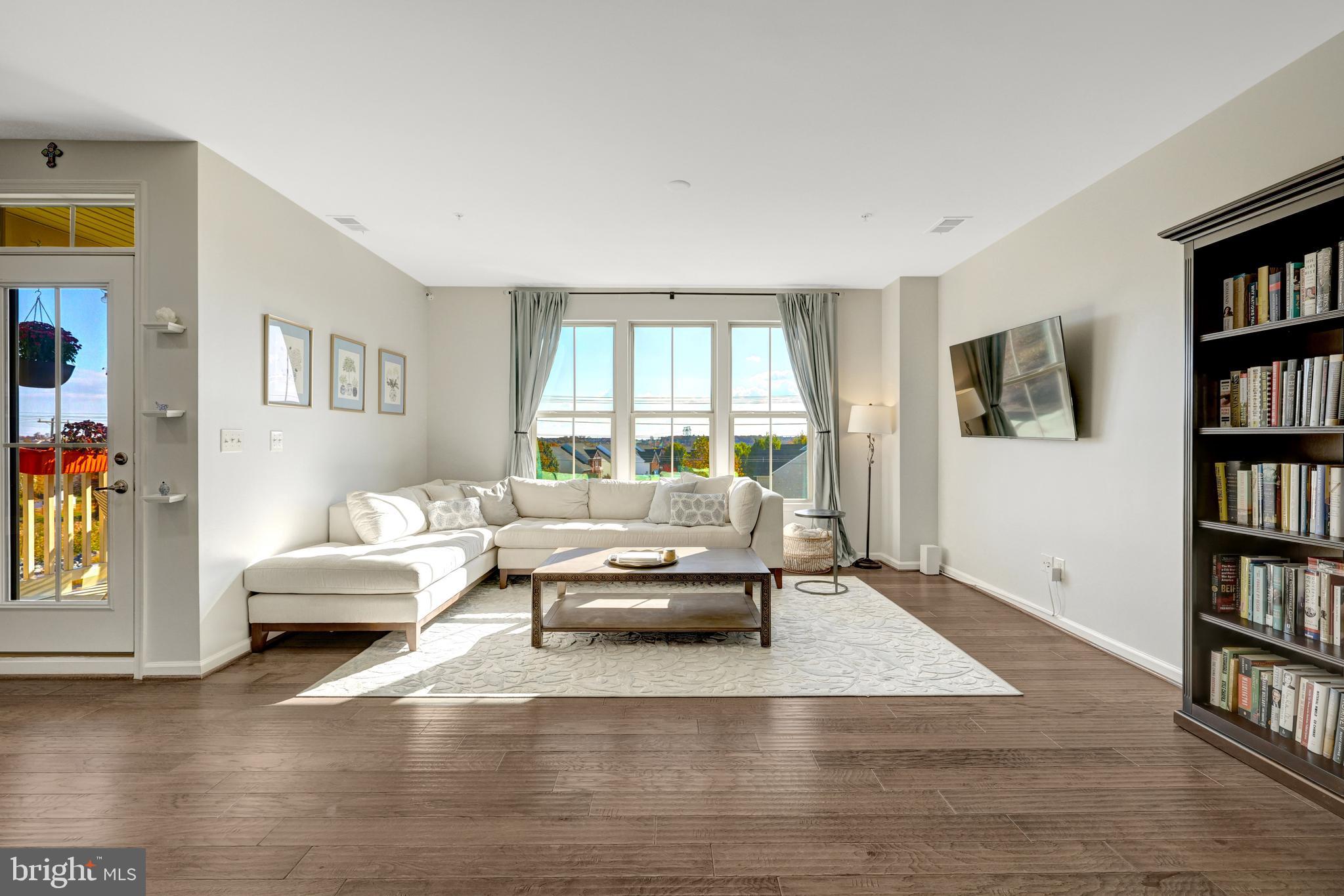 25312 TRUMPET VINE TERRACE