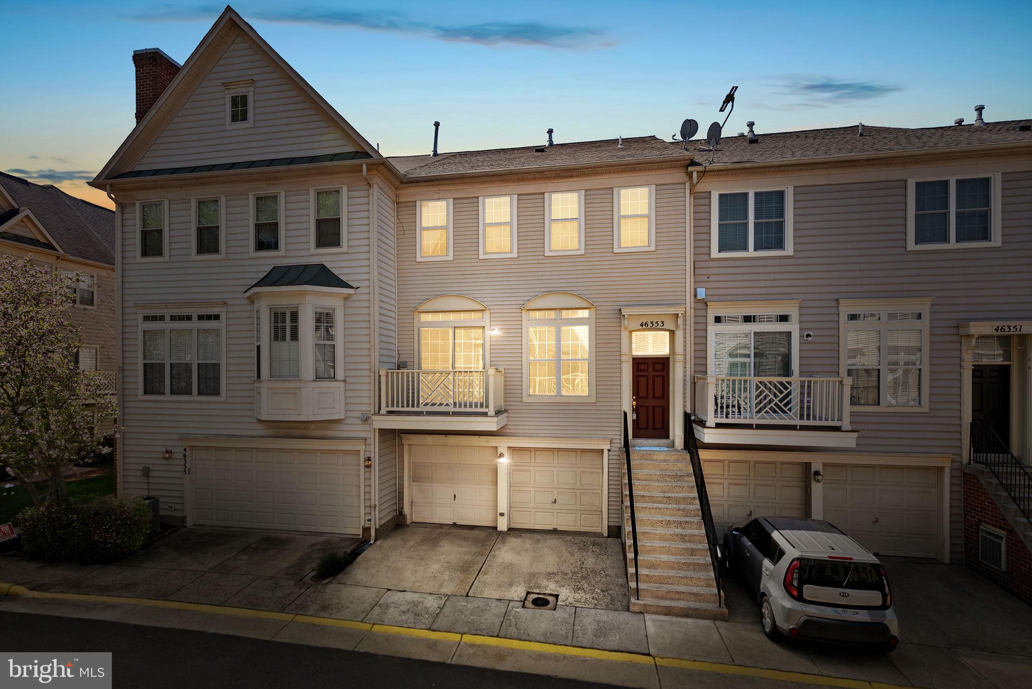 46353 VILLA SQUARE