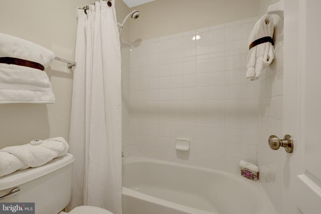 41904 GALLBERRY TERRACE