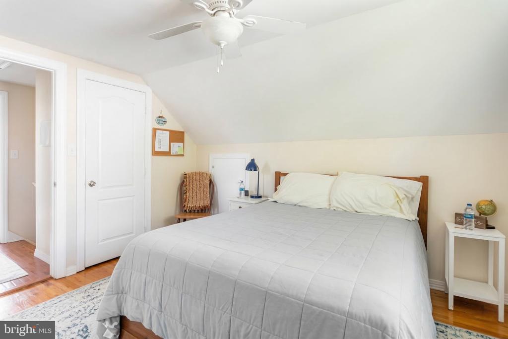 92 MEEKER COURT