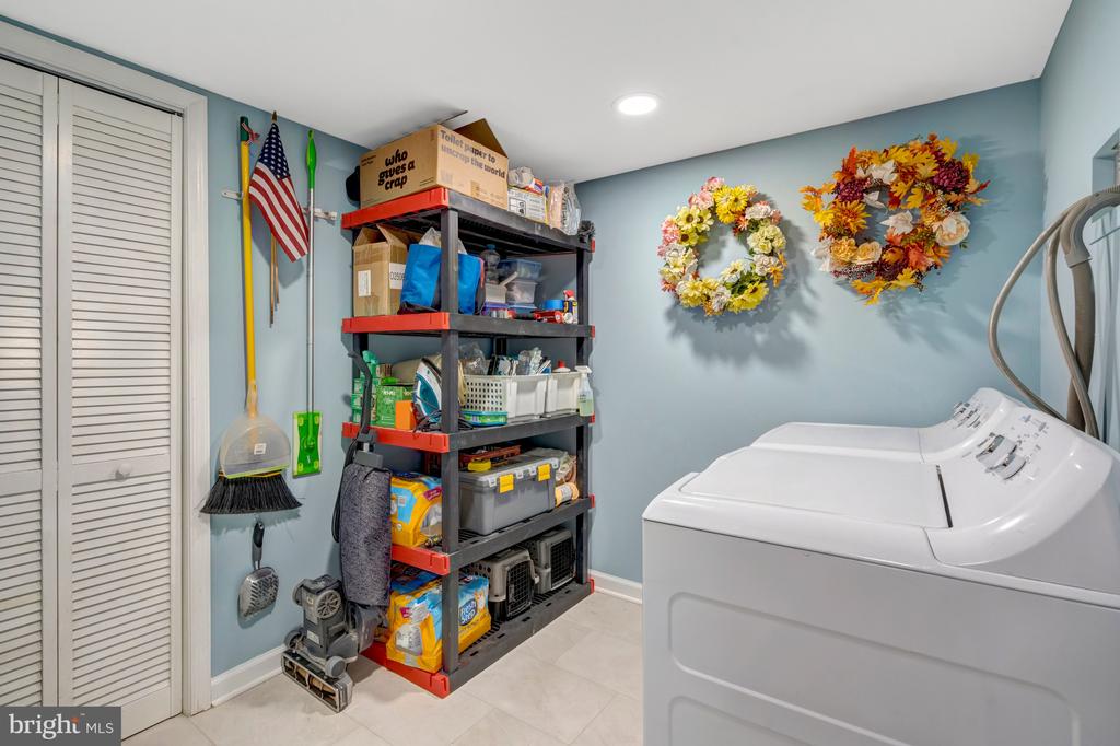 92 MEEKER COURT