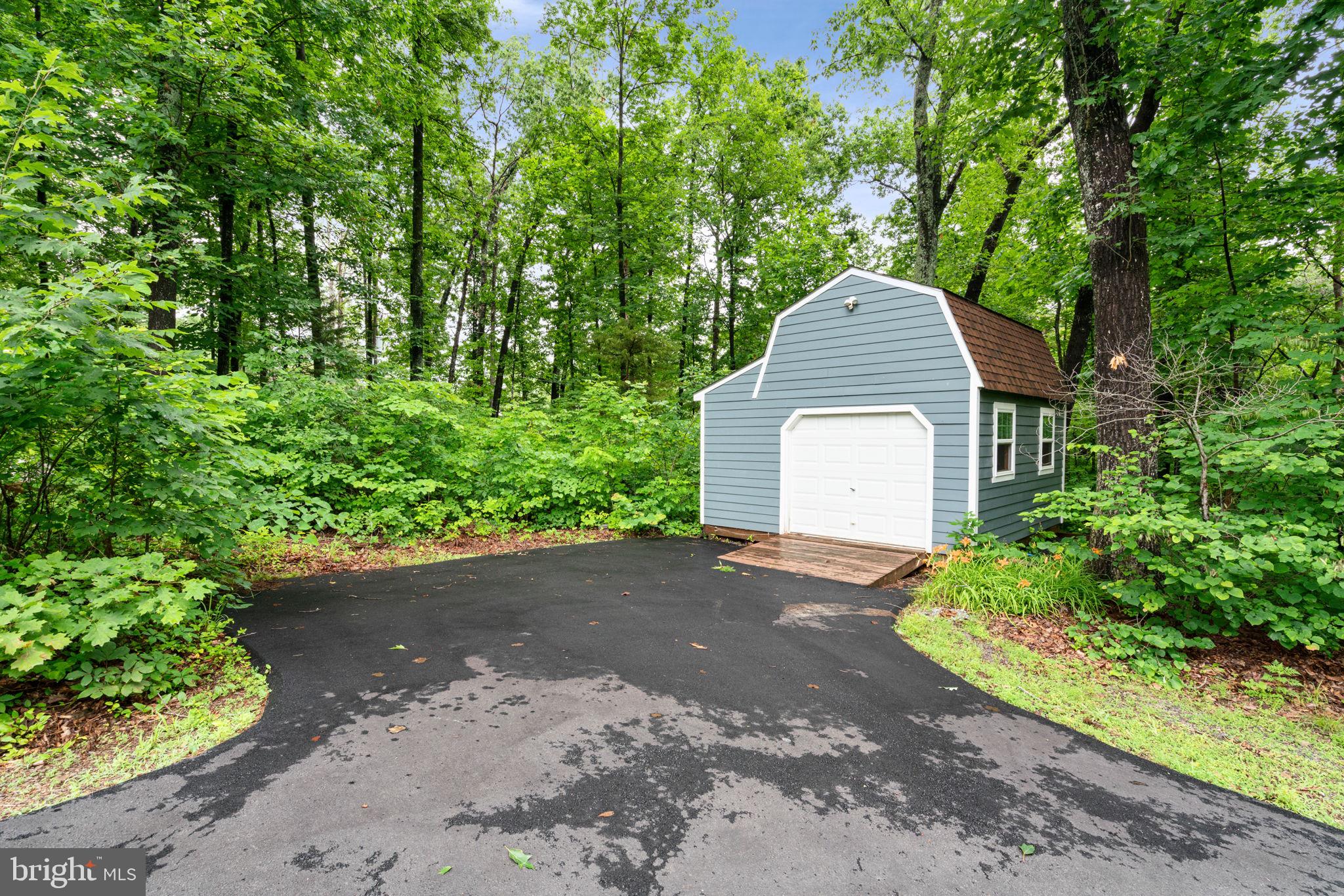 13134 Carriage Ford Rd