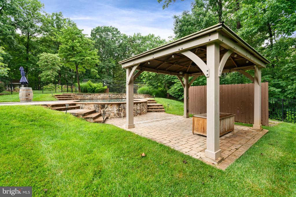 13134 Carriage Ford Rd