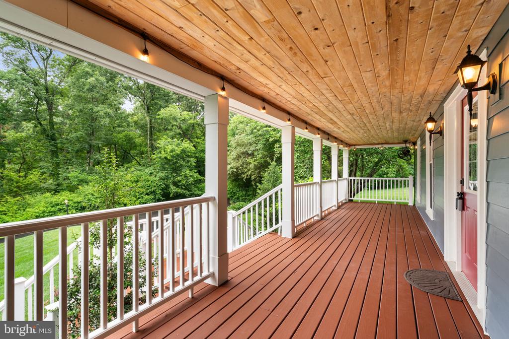 13134 Carriage Ford Rd