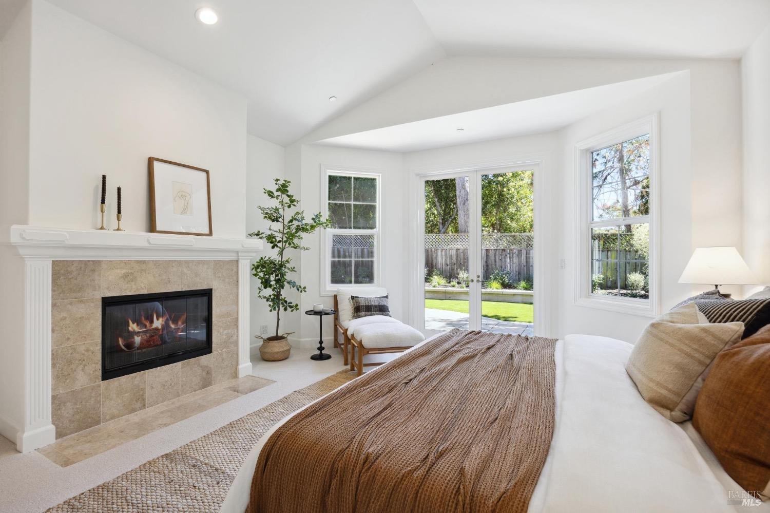 20 Cypress Hollow Dr