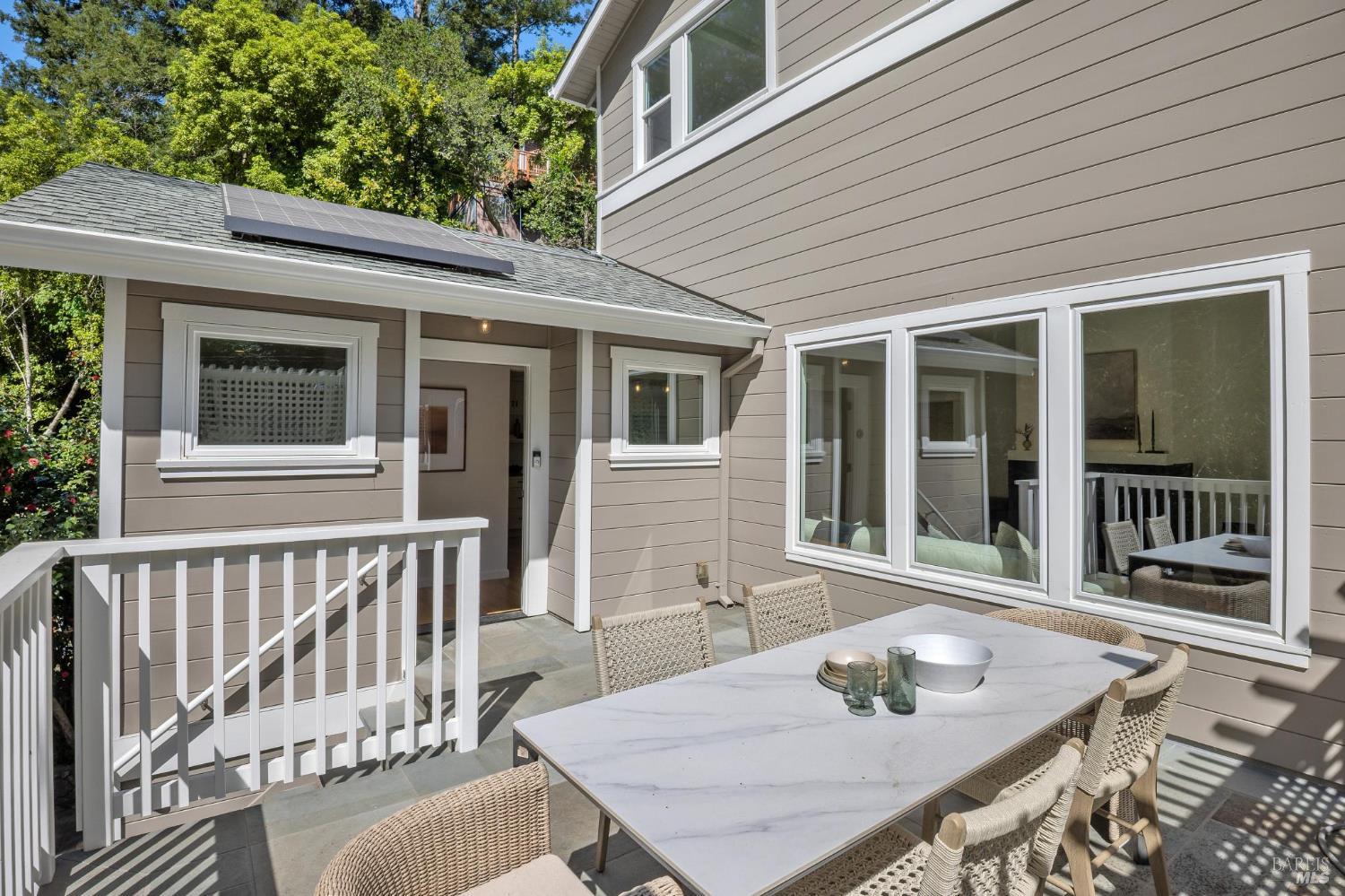 334 Blithedale Avenue W