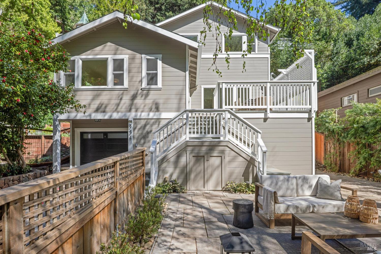 334 Blithedale Avenue W