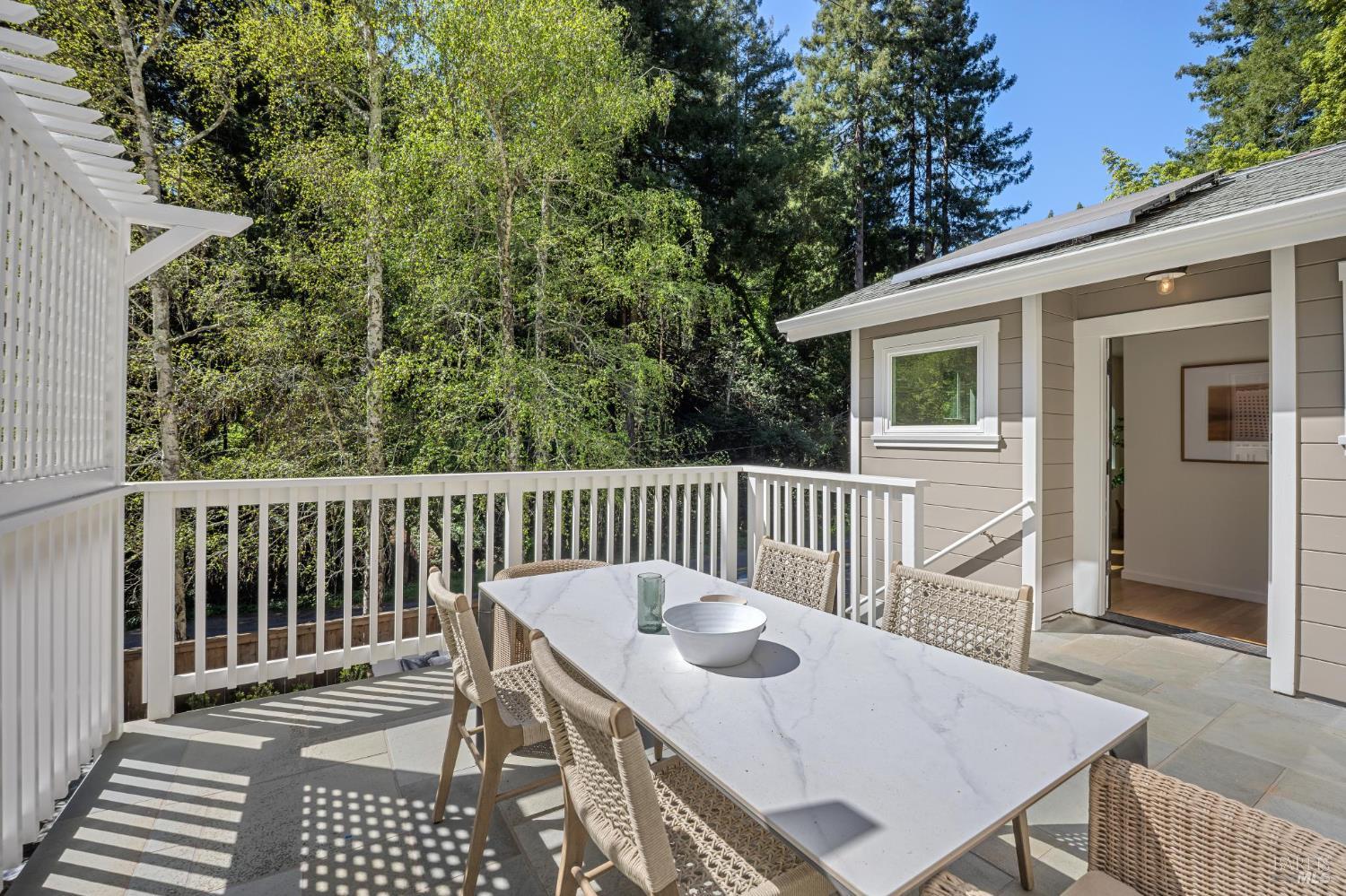 334 Blithedale Avenue W